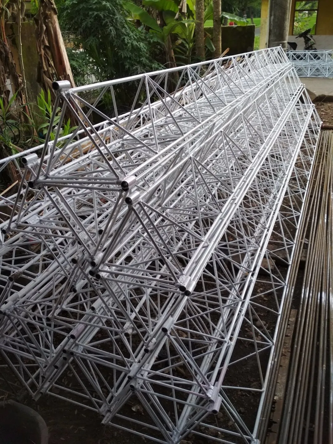 Tiang Triangle | Tiang Triangle | PT. Givro Multi Teknik Perkasa